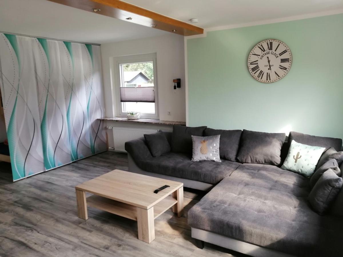 Apartment Am Felsen Zueschen Винтерберг Екстериор снимка